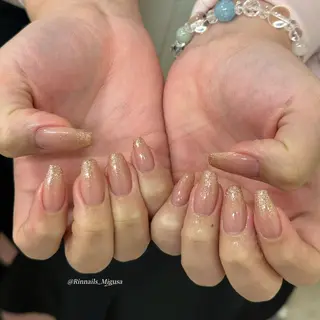 ショート RIN NAILS ᥫ᭡Migusaのネイルデザイン