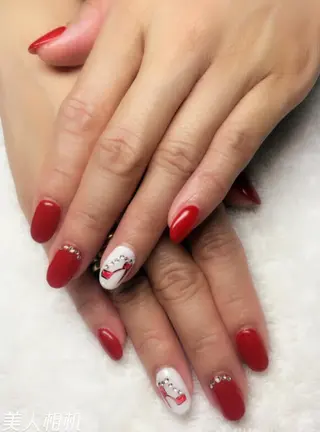 ネイル ゲン レイカのネイルデザイン