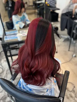 ロング カラー レイヤー sala 推しカラー職人🎀のヘアスタイル
