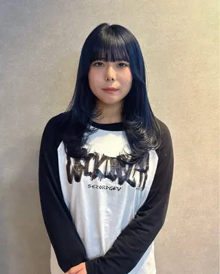 セミロング カラー 藤井 心音のヘアスタイル