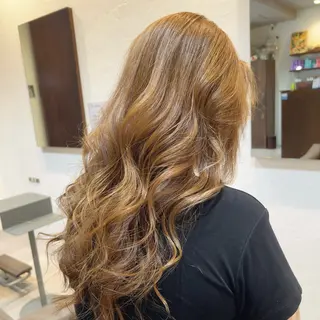 ロング Lily. シュンのヘアスタイル