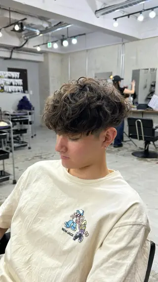 パーマ メンズ スペインカール/ メンズパーマ/山下のヘアスタイル