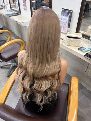 セミロング ⭐️U-topia ⭐️和泉田 りさ⭐️のヘアスタイル