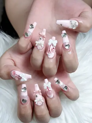 ネイル Eli Muse 新宿ネイルのネイルデザイン