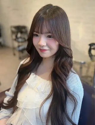 ロング 彩菜/透明感艶カラー /赤み消しカラーのヘアスタイル