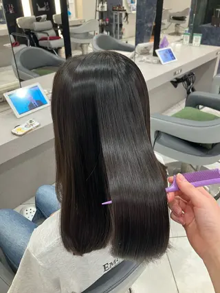 セミロング 沼尻 心のヘアスタイル