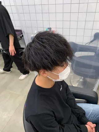 ショート カラー パーマ メンズ メンズパーマ特化 TAIGAのヘアスタイル