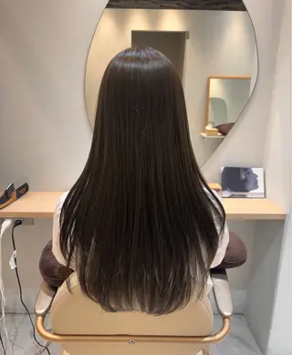 カラー 小林 琉花のヘアスタイル