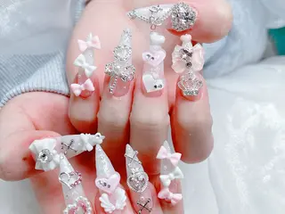 ネイル Mei Salon 長さ出し専門店のネイルデザイン