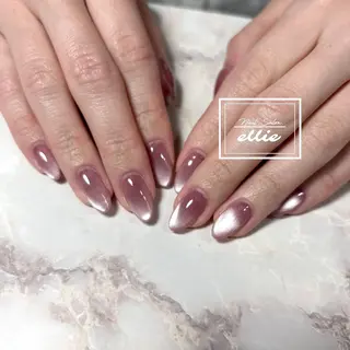 ネイル Nail Salon ellie 🐣のネイルデザイン