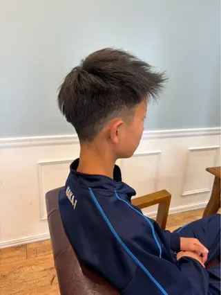 ショート 松葉 巧真のヘアスタイル