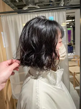ミディアム カラー パーマ メンズ 吉田一輝 外国人パーマのヘアスタイル