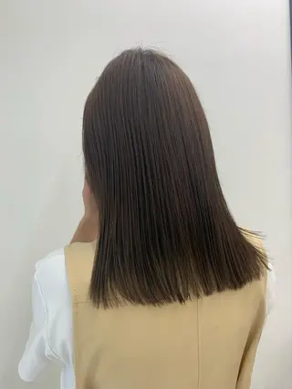 ミディアム カラー パーマ ヘアアレンジ メンズ キッズ ネイル マツエク・マツパ アイブロウ 似合せレイヤー／ 柔らか透明感カラーのヘアスタイル