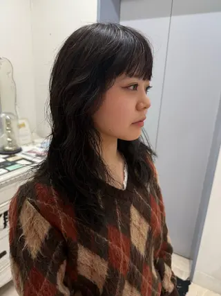 セミロング カラー パーマ 杏華レイヤー/ パーマ/ハイトーンのヘアスタイル