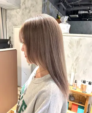 セミロング カラー 似合わせカット/ 青竹真璃亜のヘアスタイル