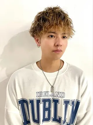 ショート カラー パーマ メンズ 〽️magico/ ウルフDaiki〽️のヘアスタイル