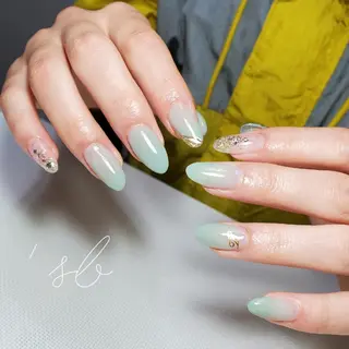 ネイル nailroom sb𓈒𓂂𓏸のネイルデザイン