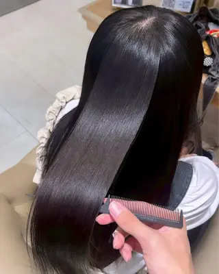 ロング SARA山口caz カット/パーマのヘアスタイル