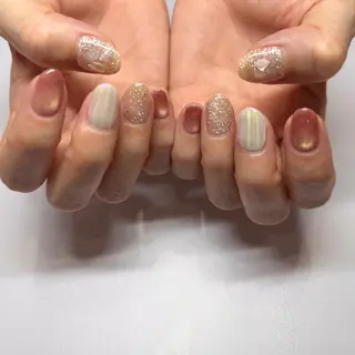 ネイル moe 川越 amityのネイルデザイン