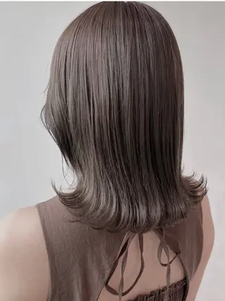 ミディアム カラー 𓏸レイヤー髪質改善 透けカラーカノン🫧のヘアスタイル