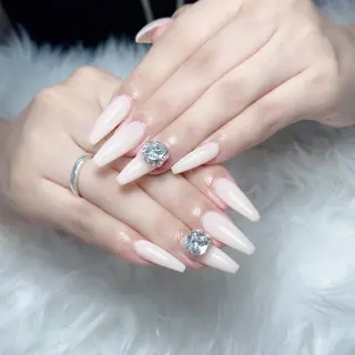 ネイル Rina Mika Nailsのネイルデザイン