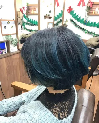 ショート カラー 澤田 拓己のヘアスタイル