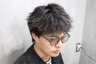 ミディアム メンズ縮毛矯正 細谷碧海のヘアスタイル