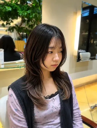 セミロング カラー 小顔レイヤー💗 木村実樹のヘアスタイル