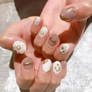 ネイル nails by Mikaのネイルデザイン
