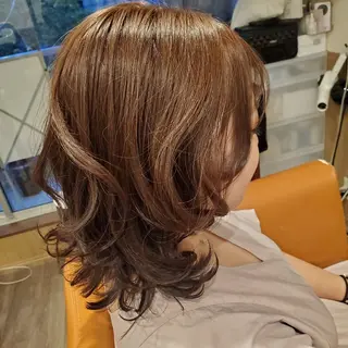 ミディアム カラー パーマ spa hair ark 富井直美のヘアスタイル