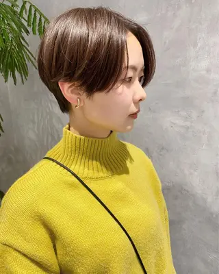 ショート カラー HEDI 美谷添 貫太のヘアスタイル
