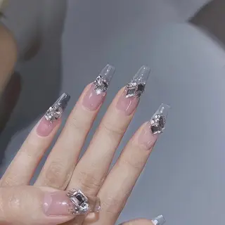 ネイル More Glam八王子店のネイルデザイン
