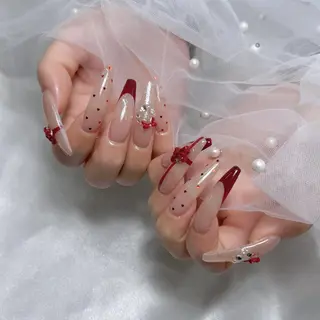 ネイル PEEKABOO 旧:momo京橋のネイルデザイン