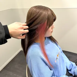 セミロング カラー 💫艶ハイトーン×髪 質改善💫リュウトのヘアスタイル