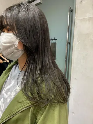 セミロング カラー SALTWATER AYARIのヘアスタイル