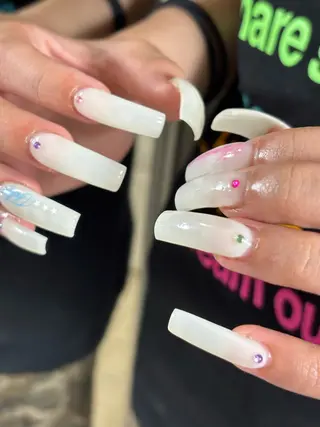ネイル Sully Nail Labのネイルデザイン