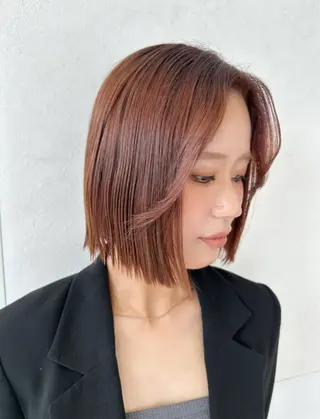 ミディアム 月曜日空きあり‼️ 艶々カラー🩷のヘアスタイル