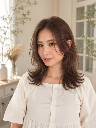 ミディアム カラー grand juteのヘアスタイル
