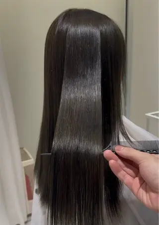 セミロング 相馬大希　髪質改善 縮毛矯正のヘアスタイル