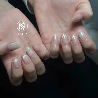 ミディアム 🌟AMIA BEAUTY🌟のネイルデザイン