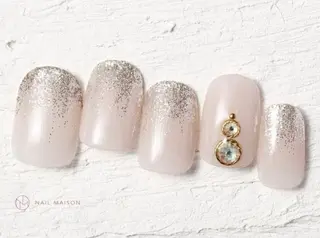 ネイル i nails 横浜WESTのネイルデザイン
