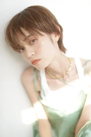 マツエク・マツパ 谷 なづきのヘアスタイル