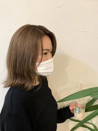 ミディアム カラー 樋野 亮のヘアスタイル