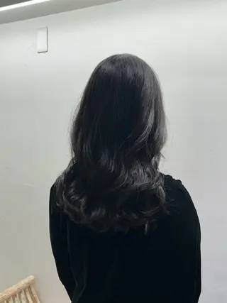 セミロング UNBIRTHDAY ゆづみのヘアスタイル