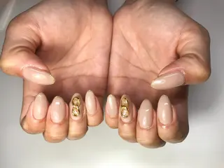 ネイル 土屋 智子のネイルデザイン