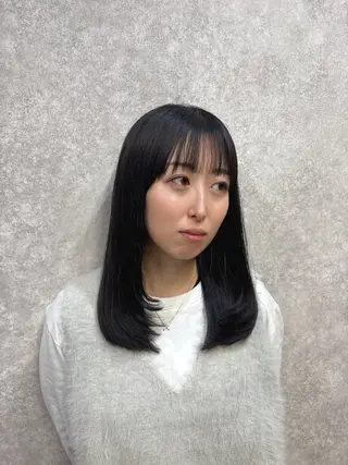 ミディアム ボブ.艶髪 髪質改善.縮毛矯正のヘアスタイル