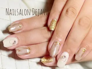 ネイル Nail salon Dejavu 🌿のネイルデザイン