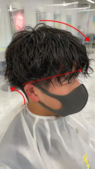 ミディアム パーマ ヘアアレンジ メンズ キッズ メンズ特化美容師 aiの眉毛・アイブロウイメージ
