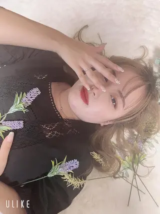 セミロング ヘアアレンジ ブリーチ🐰インナー ♡ハイライト♡綾🐰のヘアスタイル