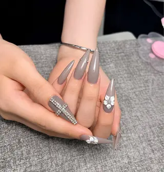 ネイル Julie Nail Rinのネイルデザイン